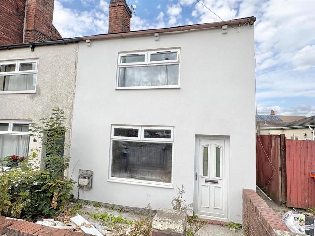 3 bedroom end of terrace house for sale