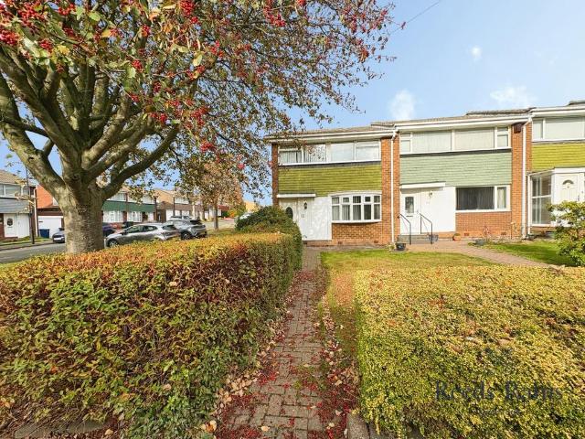 3 bedroom end of terrace house for sale