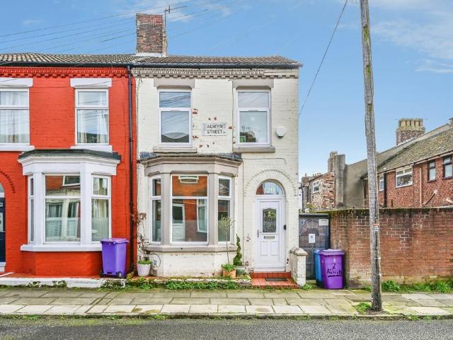 3 bedroom end of terrace house for sale