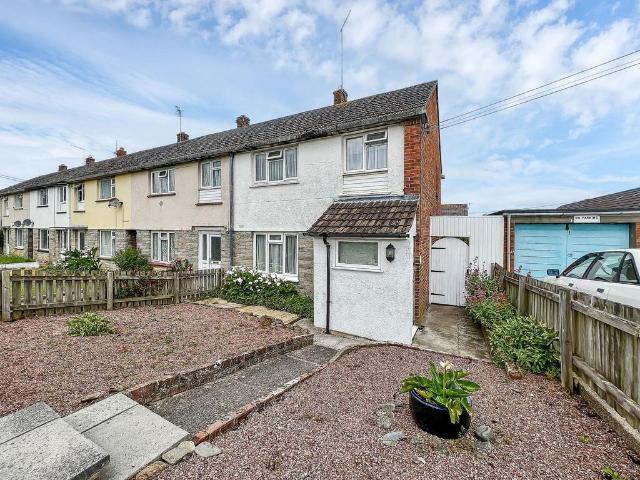 3 bedroom end of terrace house for sale