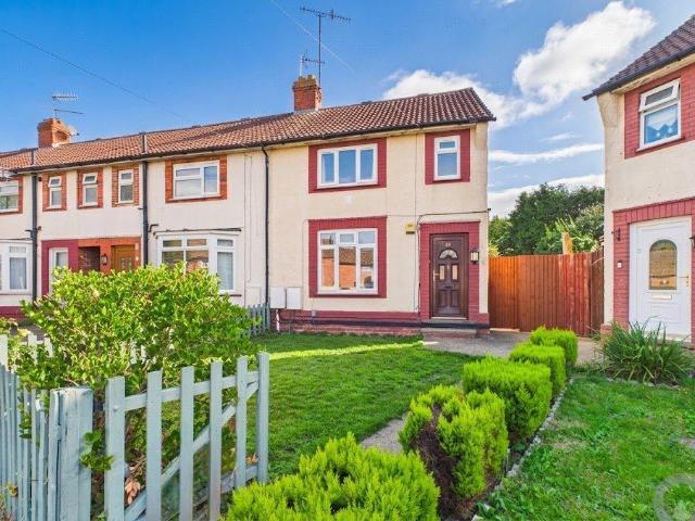 3 bedroom end of terrace house for sale
