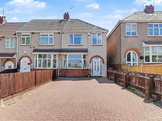 3 bedroom end of terrace house for sale