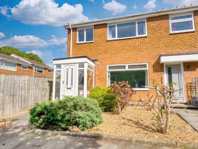 3 bedroom end of terrace house for sale
