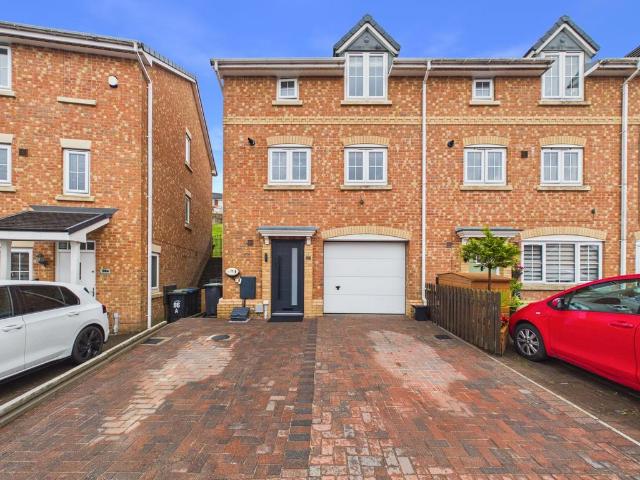 3 bedroom end of terrace house for sale