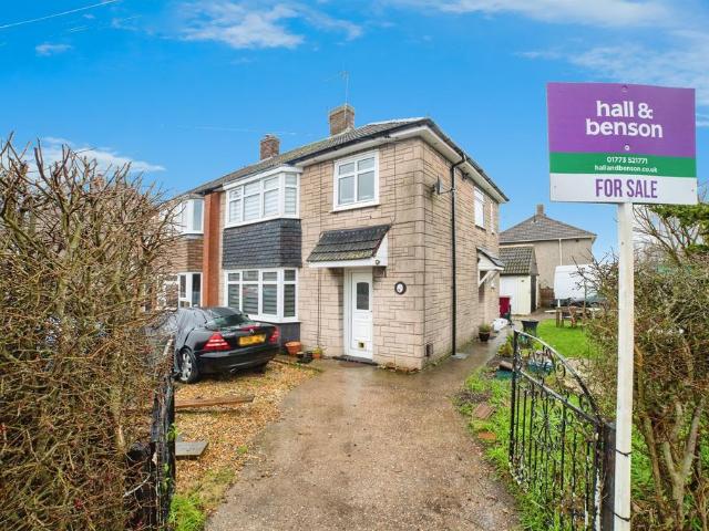3 bedroom end of terrace house for sale