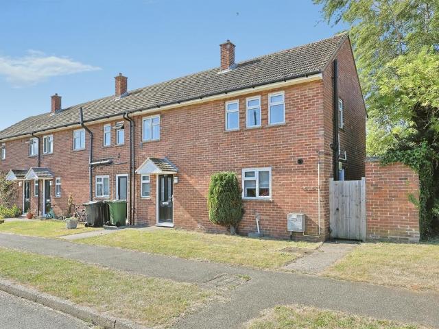 3 bedroom end of terrace house for sale