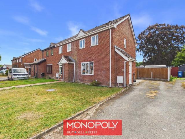 3 bedroom end of terrace house for sale