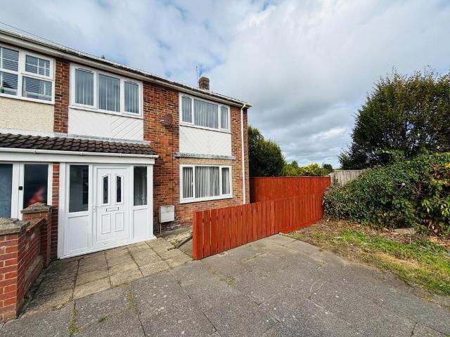 3 bedroom end of terrace house for sale
