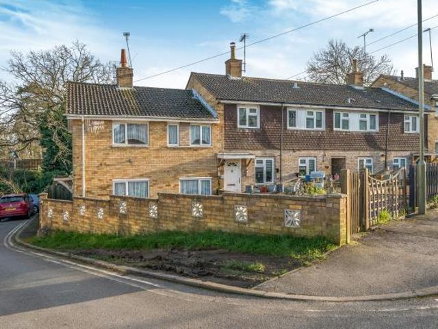 3 bedroom end of terrace house for sale