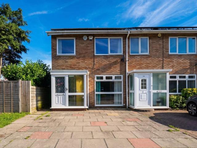 3 bedroom end of terrace house for sale