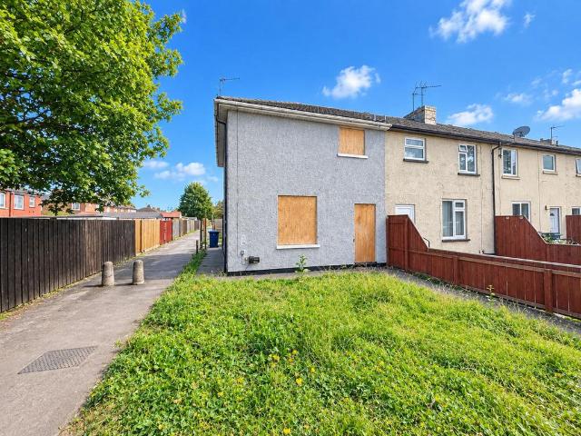 3 bedroom end of terrace house for sale