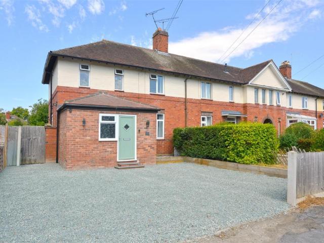 3 bedroom end of terrace house for sale
