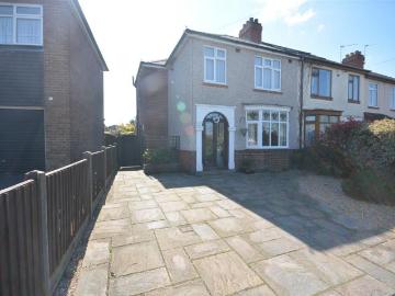 3 bedroom end of terrace house for sale