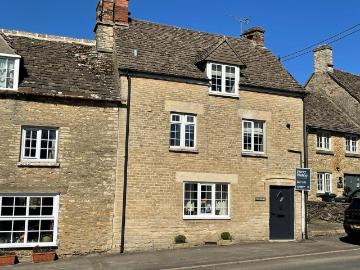 Cotswold, Gloucestershire county, Southdowns