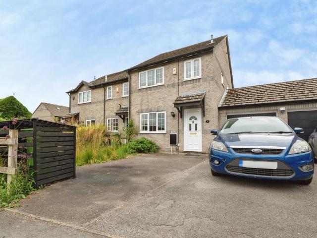 3 bedroom end of terrace house for sale