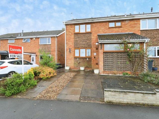 3 bedroom end of terrace house for sale