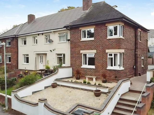 3 bedroom end of terrace house for sale