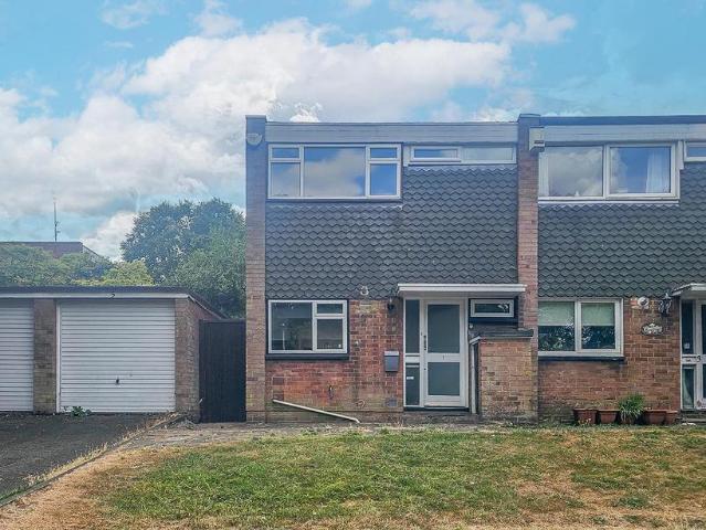 3 bedroom end of terrace house for sale