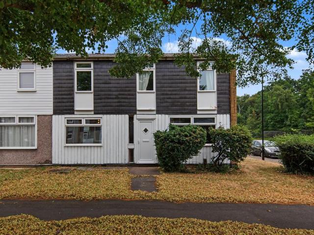 3 bedroom end of terrace house for sale