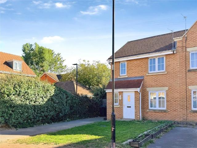 3 bedroom end of terrace house for sale