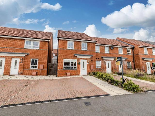 3 bedroom end of terrace house for sale