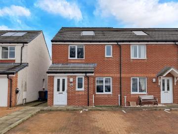 3 bedroom end of terrace house for sale