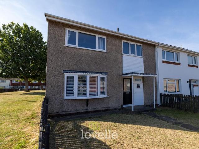 3 bedroom end of terrace house for sale