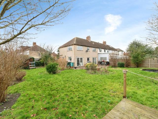3 bedroom end of terrace house for sale