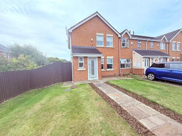 3 bedroom end of terrace house for sale
