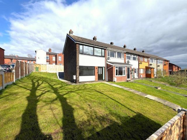 3 bedroom end of terrace house for sale