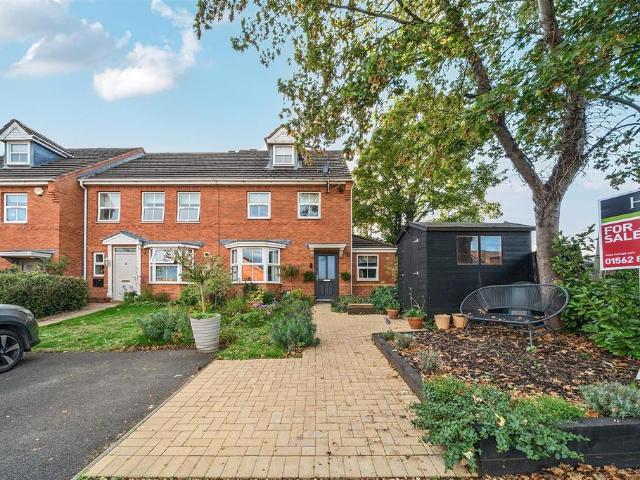 3 bedroom end of terrace house for sale