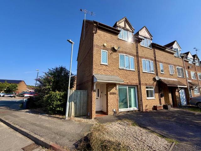3 bedroom end of terrace house for sale