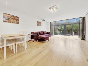 King's Cross, London, Greater London - Garden