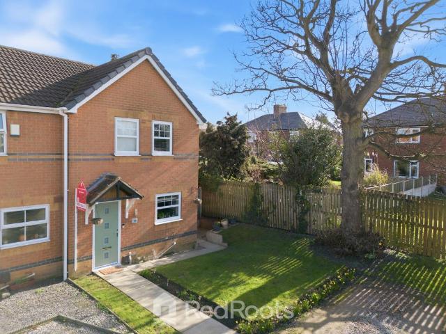 3 bedroom end of terrace house for sale