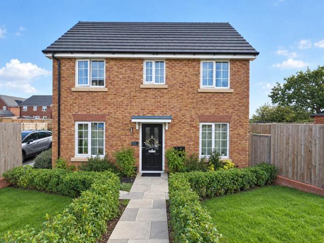 3 bedroom end of terrace house for sale