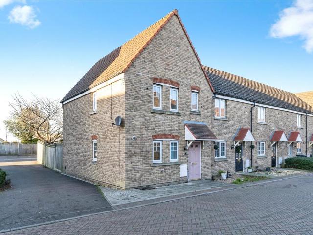 3 bedroom end of terrace house for sale