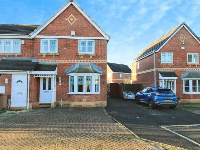3 bedroom end of terrace house for sale