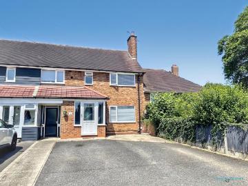 3 bedroom end of terrace house for sale