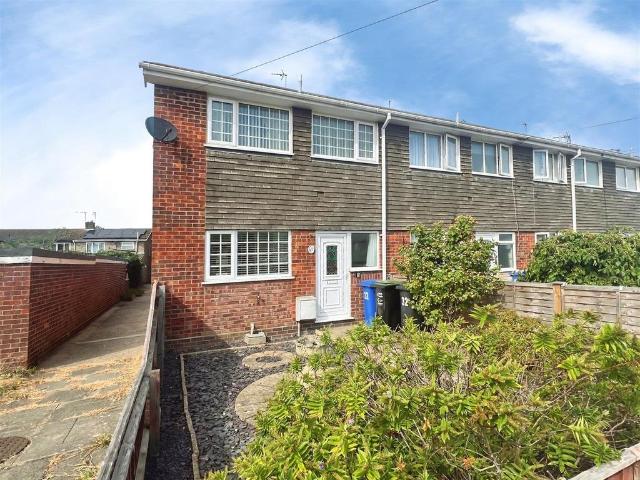 3 bedroom end of terrace house for sale