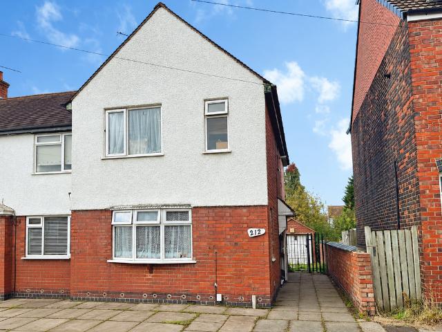 3 bedroom end of terrace house for sale
