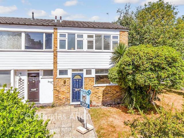 3 bedroom end of terrace house for sale