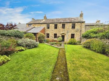 North East, North England - Garden, Fireplace