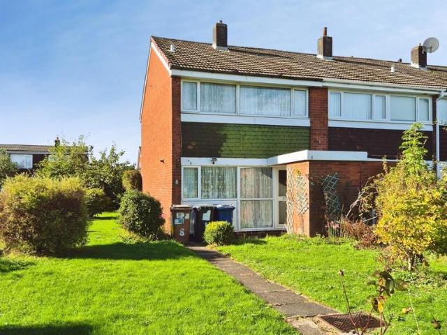 3 bedroom end of terrace house for sale