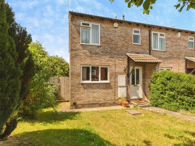 3 bedroom end of terrace house for sale