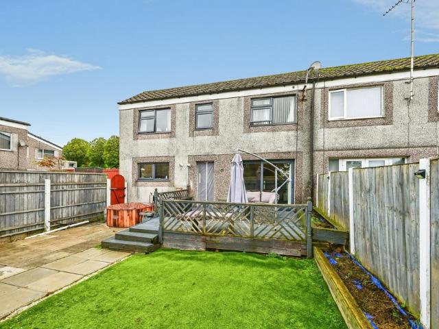 3 bedroom end of terrace house for sale