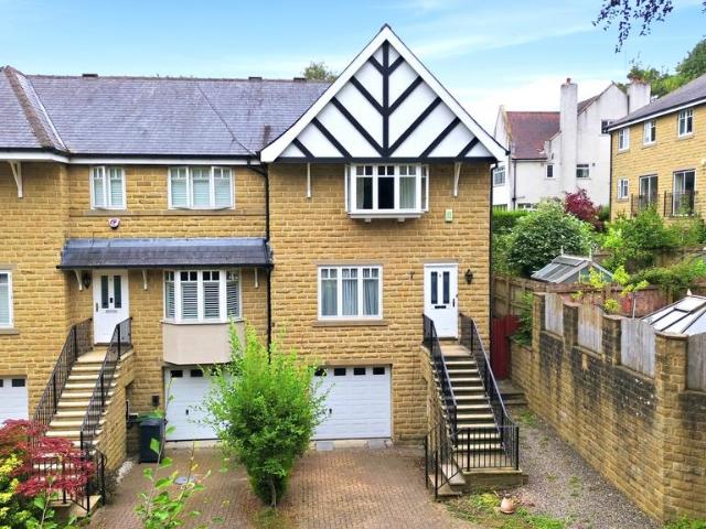 3 bedroom end of terrace house for sale
