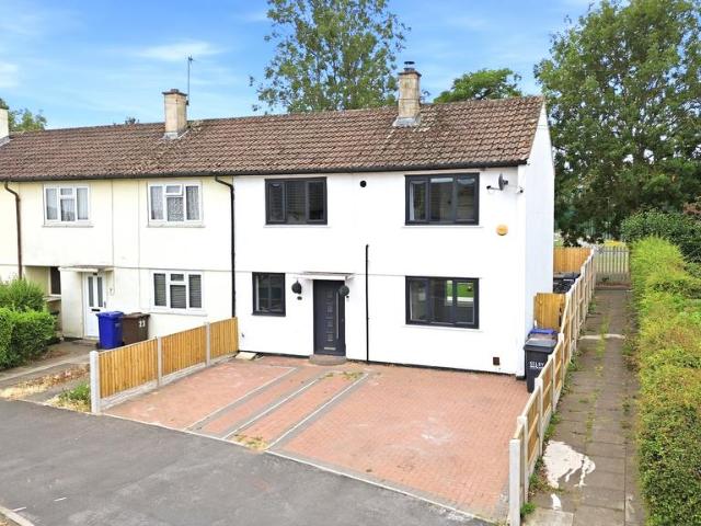 3 bedroom end of terrace house for sale
