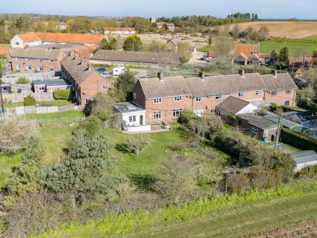 3 bedroom end of terrace house for sale