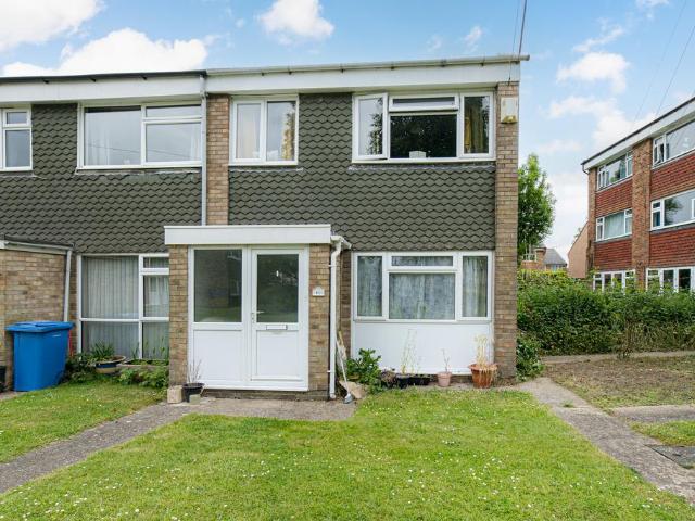 3 bedroom end of terrace house for sale