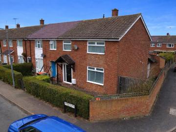 3 bedroom end of terrace house for sale